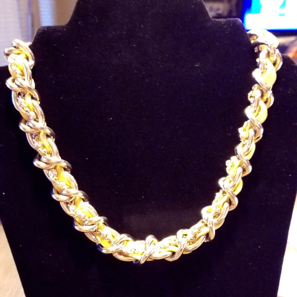 🎈Ann Taylor Yellow Leather and Gold-tone Necklace